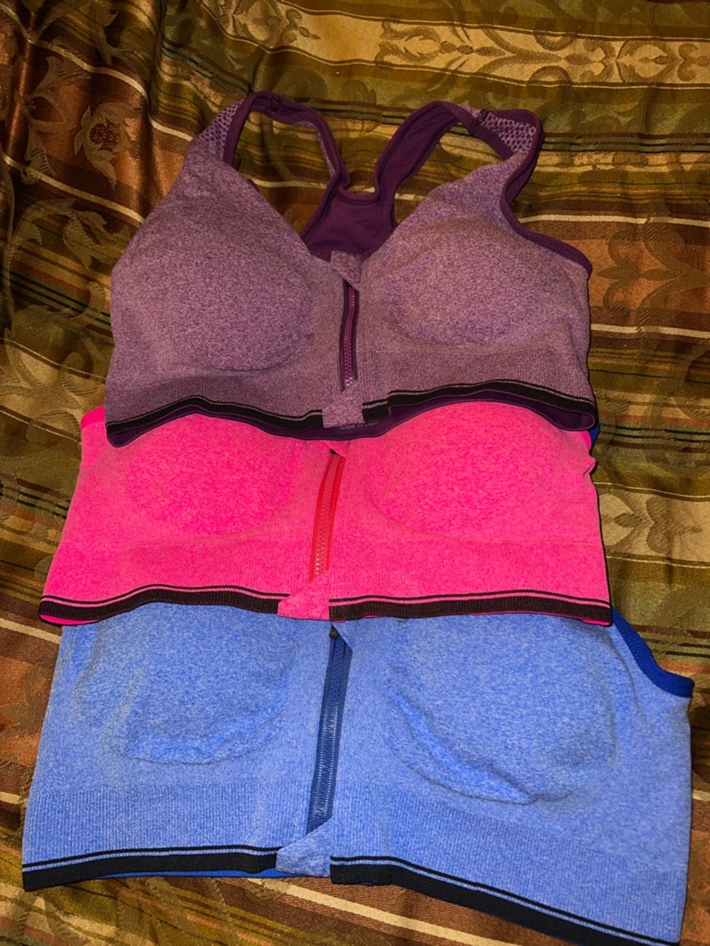 SHEIN Front-Zip Seamless Sports Bras in Purple, Pink & Blue